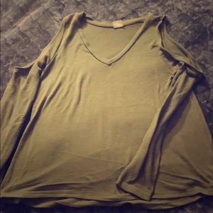 Kaki top in a good shape